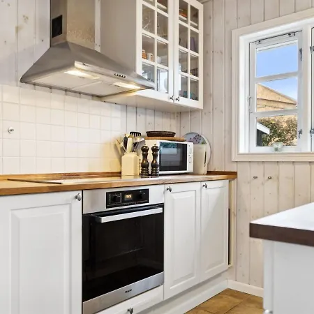 Holiday home Madita - 150m From The Sea In Se Jutland By Interhome *